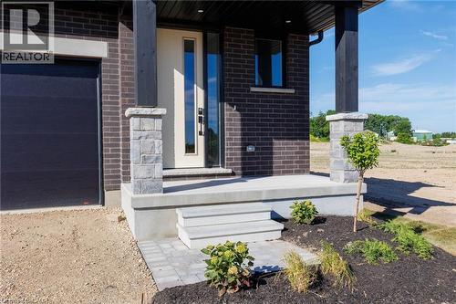 102 Thackeray Way, Harriston, ON - Outdoor