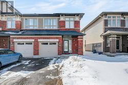 790 CAIRN CRESCENT Ottawa, ON K1W 0P7
