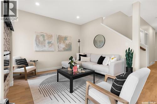 418 Leskiw Bend, Saskatoon, SK - Indoor Photo Showing Living Room