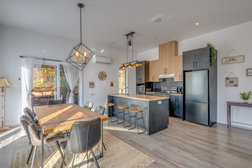 Vue d'ensemble - 6973 Rue Champlain, Wentworth-Nord, QC - Indoor