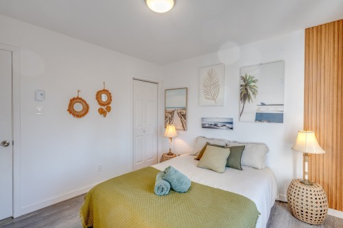 Chambre à coucher principale - 6973 Rue Champlain, Wentworth-Nord, QC - Indoor Photo Showing Bedroom