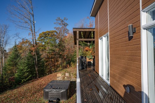 Balcon - 6973 Rue Champlain, Wentworth-Nord, QC - Outdoor With Exterior