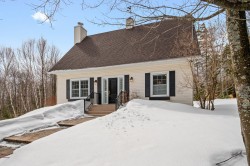 80 Ch. des Épinettes  Sainte-Anne-Des-Lacs, QC J0R 1B0