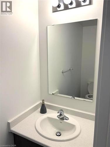 Half bathroom featuring vanity - 7 Pin Oak Common, Cambridge, ON - Indoor Photo Showing Bathroom