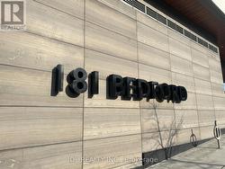 1608 - 181 BEDFORD AVENUE N  Toronto, ON M5R 0C2