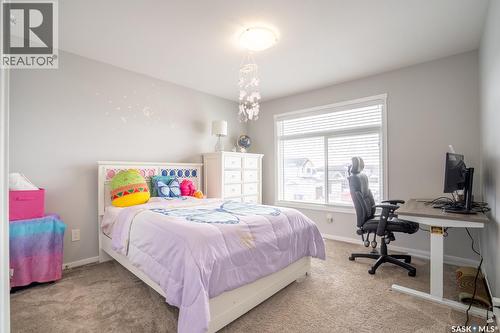 5144 Green Crescent E, Regina, SK - Indoor Photo Showing Bedroom
