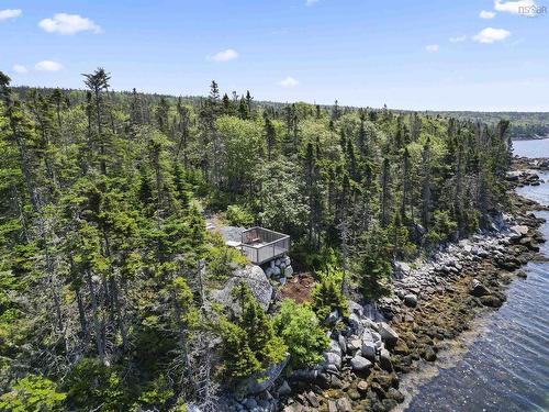 25 Shad Point Parkway, Blind Bay, NS 