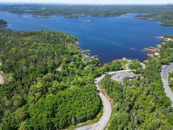 25 Shad Point Parkway Blind Bay, NS B3Z 4K9