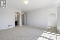 Master Bedroom & Walkin Closet - 