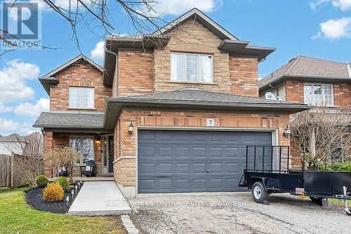 7 Etherington Crescent, Hamilton, ON - Outdoor