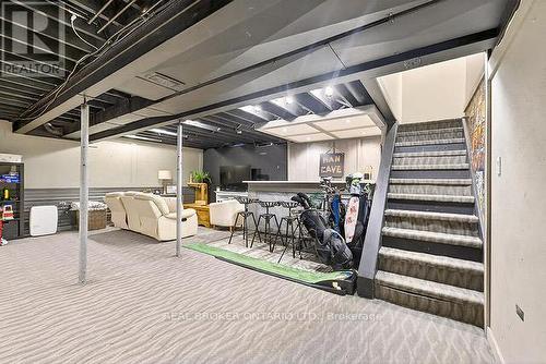 7 Etherington Crescent, Hamilton, ON - Indoor Photo Showing Other Room