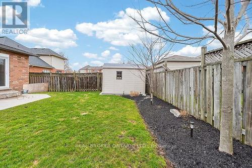 7 Etherington Crescent, Hamilton, ON - Outdoor