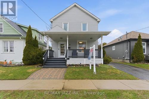 Bright exterior with private driveway and porch - 148 Conant Street, Oshawa (Lakeview), ON - Outdoor With Deck Patio Veranda With Facade