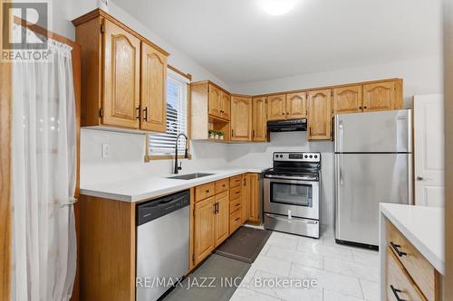 Functional kitchen with ample storage - 148 Conant Street, Oshawa (Lakeview), ON - Indoor Photo Showing Kitchen
