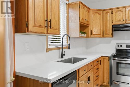 Updated with new stone countertops - 148 Conant Street, Oshawa (Lakeview), ON - Indoor Photo Showing Kitchen