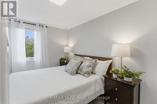 148 Conant Street, Oshawa (Lakeview), ON - Indoor Photo Showing Bedroom