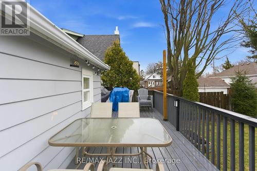Natural gas BBQ hookup - 148 Conant Street, Oshawa (Lakeview), ON - Outdoor With Deck Patio Veranda