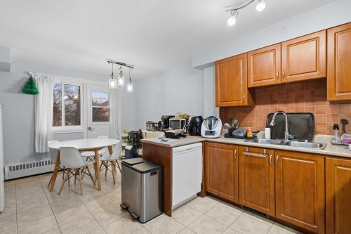 Kitchen - 3342 Av. De La Falaise, Montréal (Côte-Des-Neiges/Notre-Dame-De-Grâce), QC - Indoor