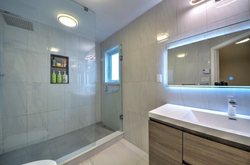 Salle de bains - 475 Rue Thérèse, Brossard, QC - Indoor Photo Showing Bathroom