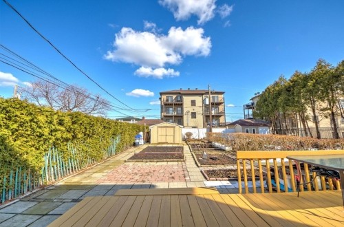 Cour - 475 Rue Thérèse, Brossard, QC - Outdoor