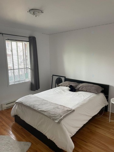 Chambre à coucher - 3986 Av. Des Érables, Montréal (Le Plateau-Mont-Royal), QC - Indoor Photo Showing Bedroom