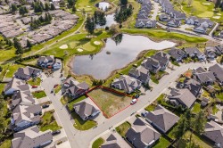 127-1290 Crown Isle Dr Courtenay, BC V9N 0B8