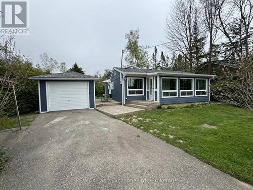 272 HURON ROAD  Huron-Kinloss, ON N0G 2R0