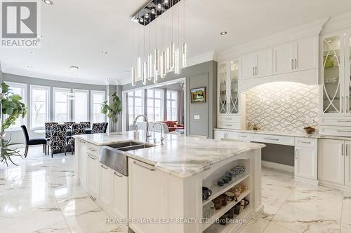 44 Herringbone Crescent, Brampton, ON - Indoor Photo Showing Kitchen With Double Sink With Upgraded Kitchen