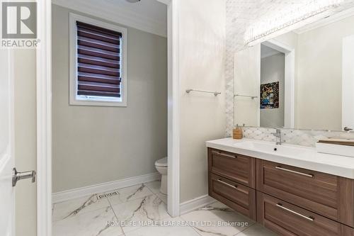 44 Herringbone Crescent, Brampton, ON - Indoor Photo Showing Bathroom