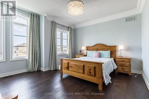 44 Herringbone Crescent, Brampton, ON - Indoor Photo Showing Bedroom