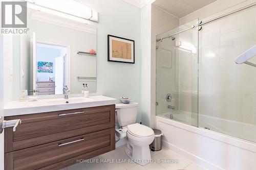 44 Herringbone Crescent, Brampton, ON - Indoor Photo Showing Bathroom