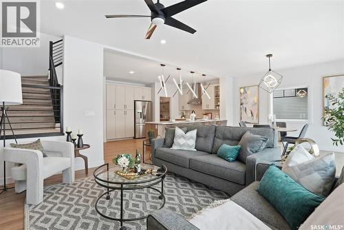 150 Haverstock Crescent, Saskatoon, SK - Indoor Photo Showing Living Room