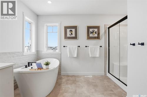 150 Haverstock Crescent, Saskatoon, SK - Indoor Photo Showing Bathroom