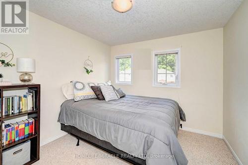 130 Upper Mercer Street, Kitchener, ON - Indoor Photo Showing Bedroom