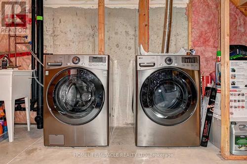 130 Upper Mercer Street, Kitchener, ON - Indoor Photo Showing Laundry Room