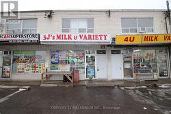 UPPER - 2991 ISLINGTON AVENUE Toronto, ON M9L 2K9