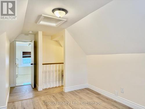 405 Upper Wentworth Street, Hamilton, ON - Indoor Photo Showing Other Room