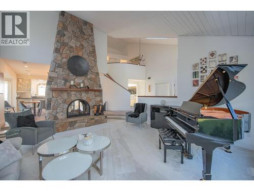 702 Cypress Drive, Coldstream, BC - Indoor Photo Showing Living Room With Fireplace