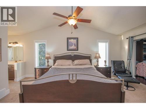 702 Cypress Drive, Coldstream, BC - Indoor Photo Showing Bedroom