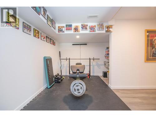 702 Cypress Drive, Coldstream, BC - Indoor Photo Showing Other Room