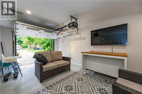 1390 Halifax Place, Burlington, ON - Indoor