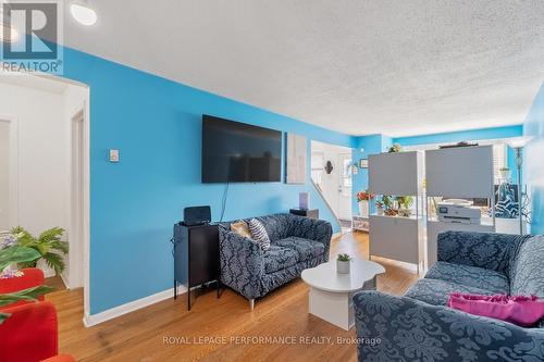 A - 2642 Moncton Road, Ottawa, ON - Indoor Photo Showing Living Room