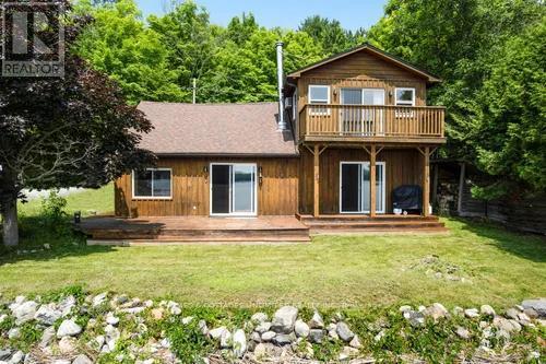185 MAPLE HOLLOW DRIVE  Lanark Highlands, ON K0G 1M0