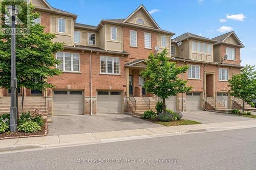 141 - 5055 HEATHERLEIGH AVENUE  Mississauga, ON L5V 2K9