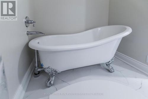 309 - 1 Palace Pier Court, Toronto, ON - Indoor Photo Showing Bathroom
