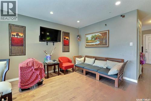 4781 Padwick Avenue, Regina, SK - Indoor Photo Showing Other Room