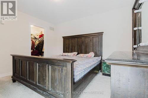 92 - 10 Birmingham Drive, Cambridge, ON - Indoor Photo Showing Bedroom