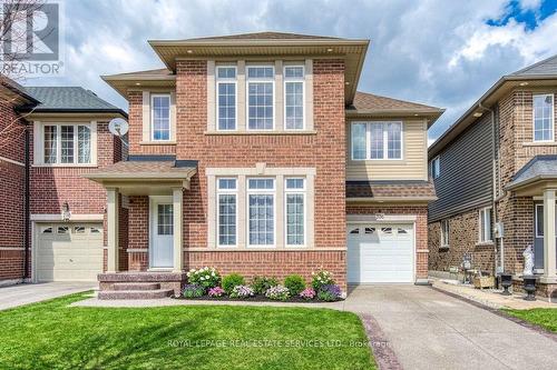 206 Brigadoon Drive, Hamilton, ON - Outdoor With Facade