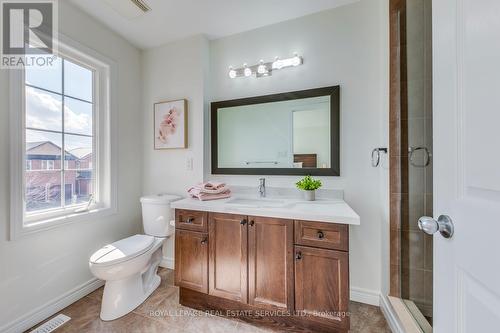 206 Brigadoon Drive, Hamilton, ON - Indoor Photo Showing Bathroom