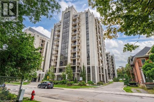 85 ROBINSON Street Unit# 304  Hamilton, ON L8P 0B9